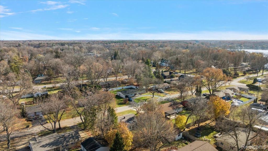 4775 Halberd Street, Commerce Twp, MI 48382 — Photo 39