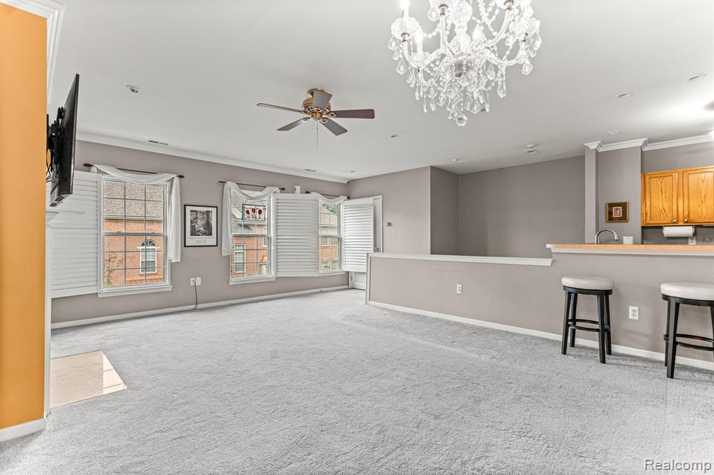 20110 Rodeo Court, Southfield, MI 48075 — Photo 9