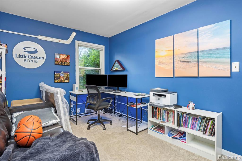 6085 Worlington Road, Bloomfield Hills, MI 48301 — Photo 32