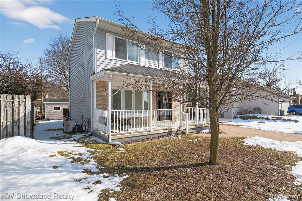 622 Elizabeth Street, Milford, MI 48381 — Photo 5