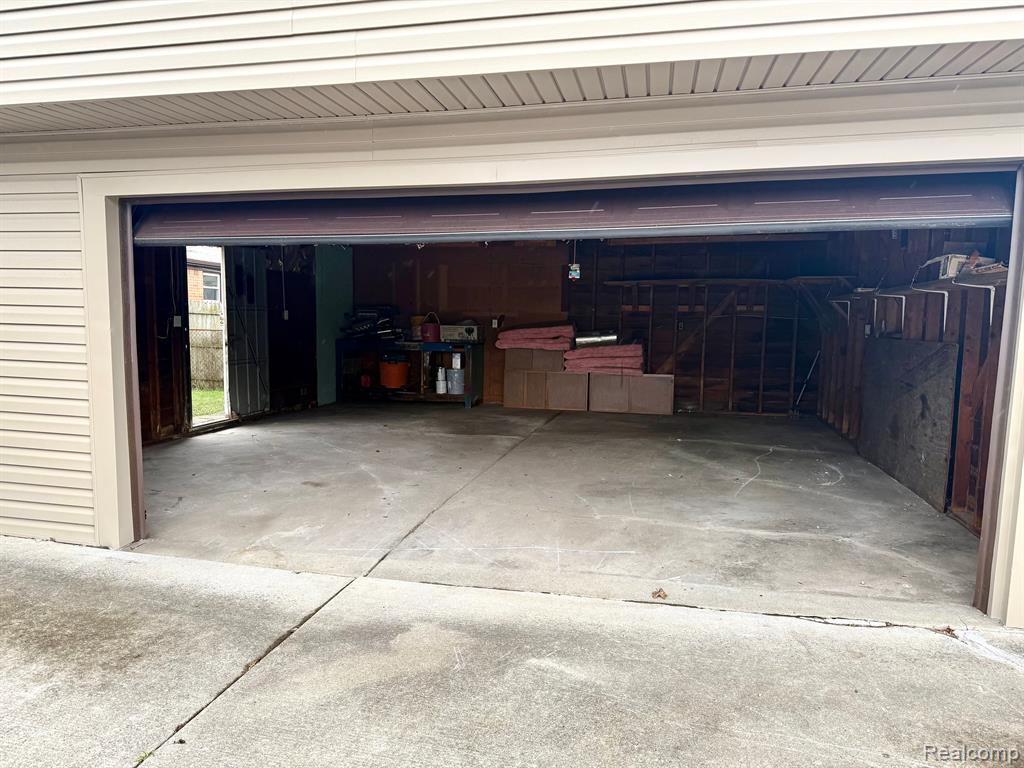 5602 MADISON Street, Dearborn Heights, MI 48125 — Photo 10