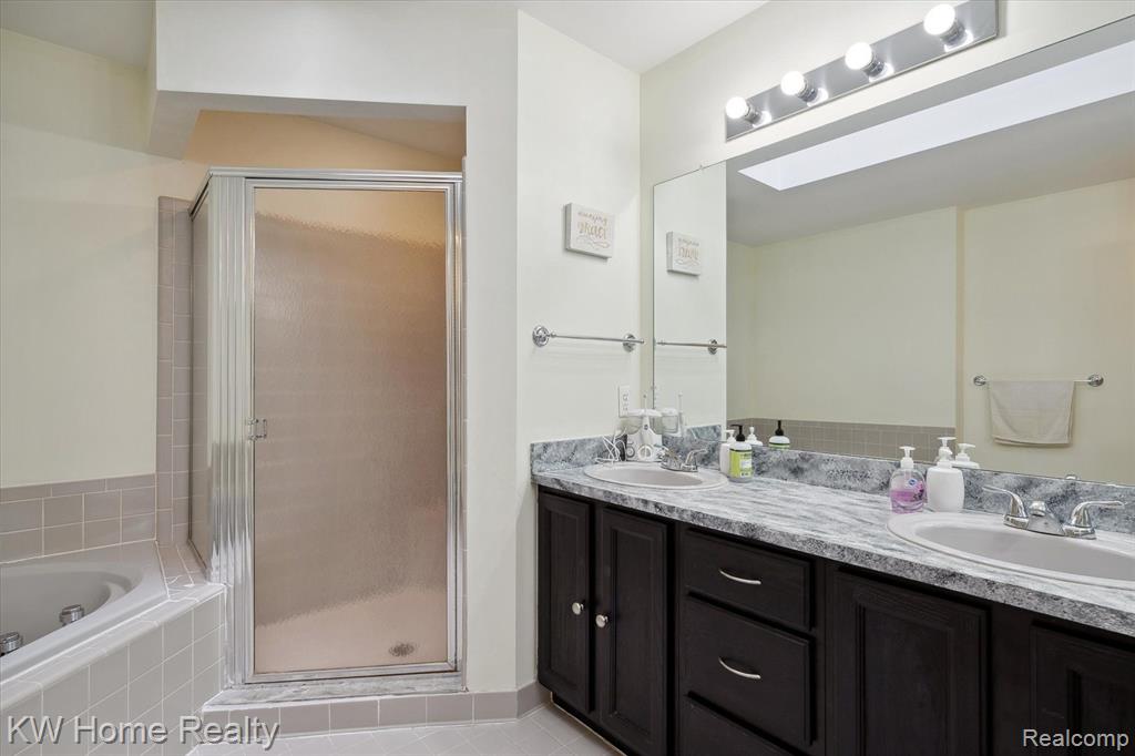 5746 CARY Drive, Ypsilanti, MI 48197 — Photo 26