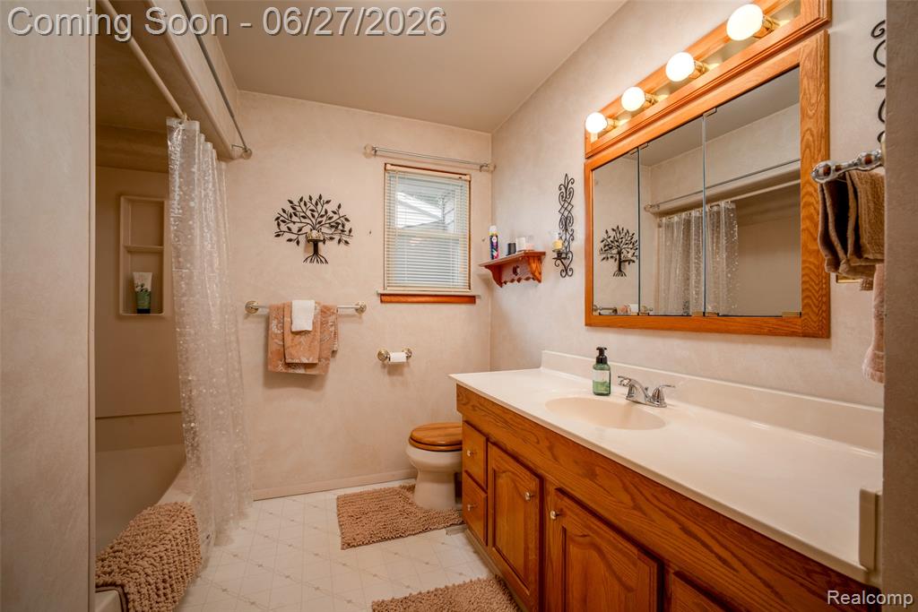 10086 N Lewis Road, Clio, MI 48420 — Photo 17