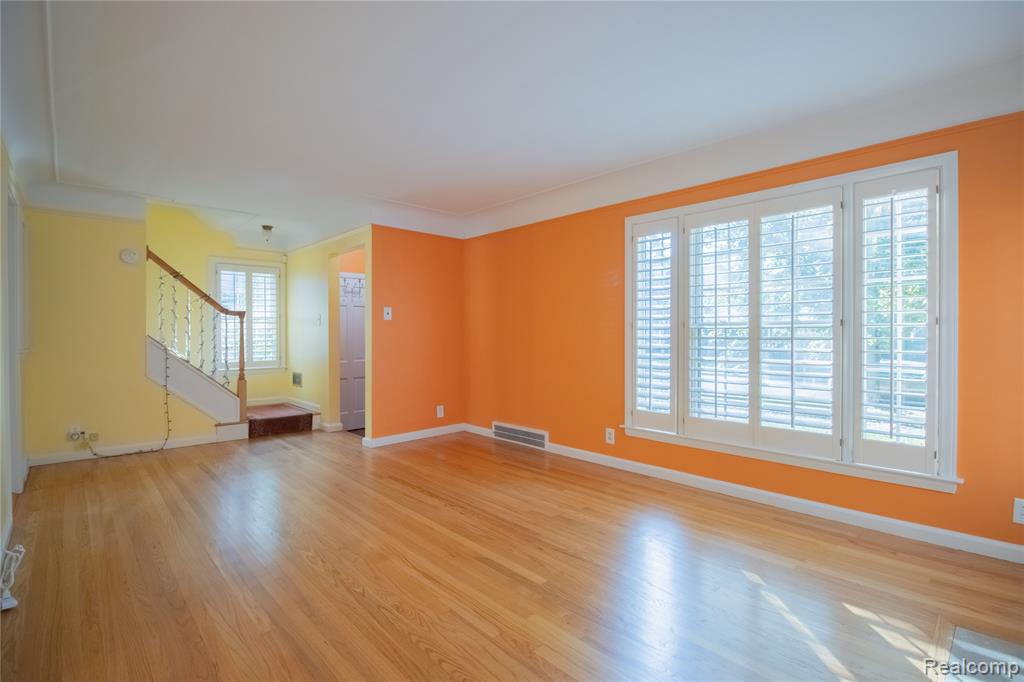 450 Roland Road, Grosse Pointe Farms, MI 48236 — Photo 14