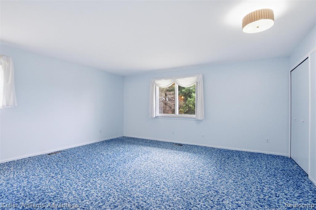 7670 7 Mile Road, Northville, MI, 48167