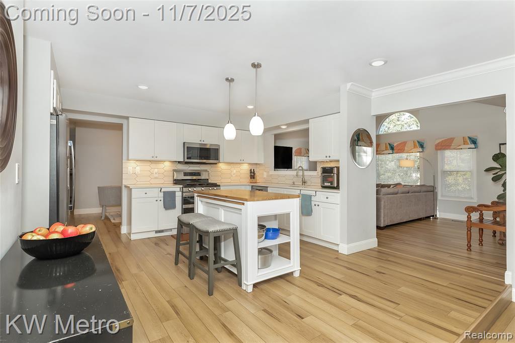 5338 Berwyck Drive, Troy, MI 48085 — Photo 13