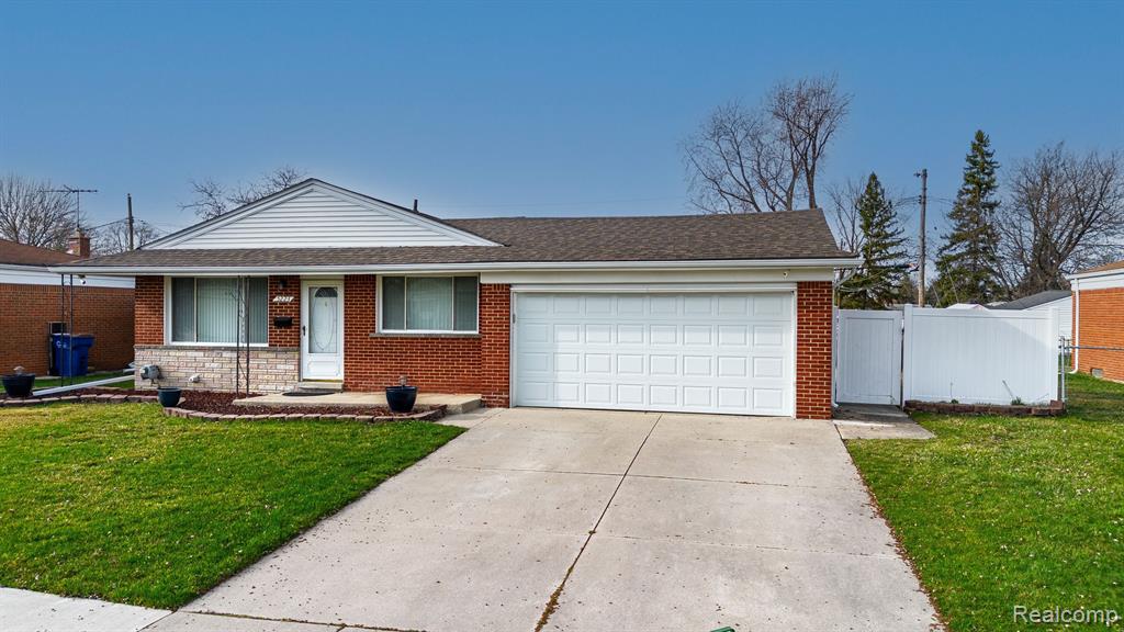 5223 BUSCH Avenue, Warren, MI 48091 — Photo 4