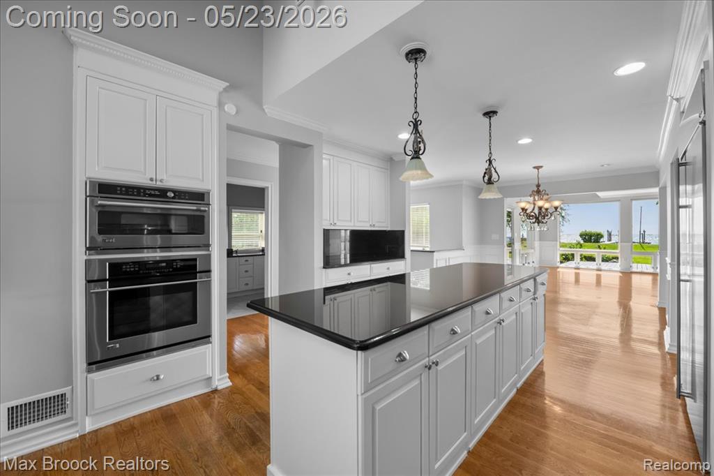 32630 JEFFERSON Avenue, Saint Clair Shores, MI 48082 — Photo 13