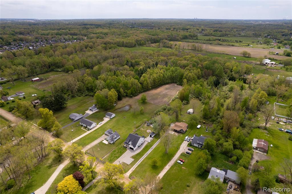 30977 West Road, New Boston, MI 48164 — Photo 37