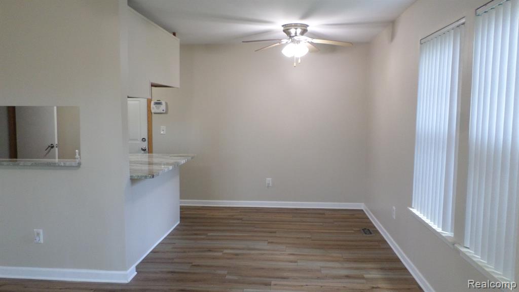 33612 Bayview Drive, New Baltimore, MI 48047 — Photo 6