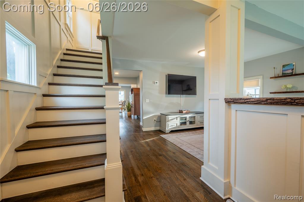 429 Dorothy Street, South Lyon, MI 48178 — Photo 3
