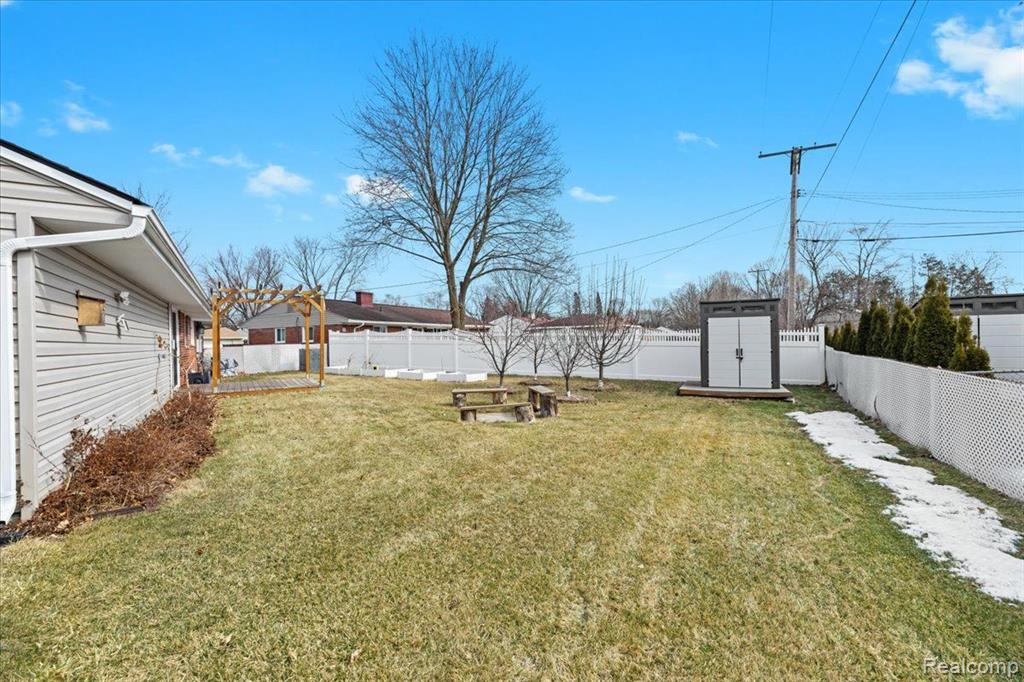 41099 Malott, Novi, MI — Photo 15