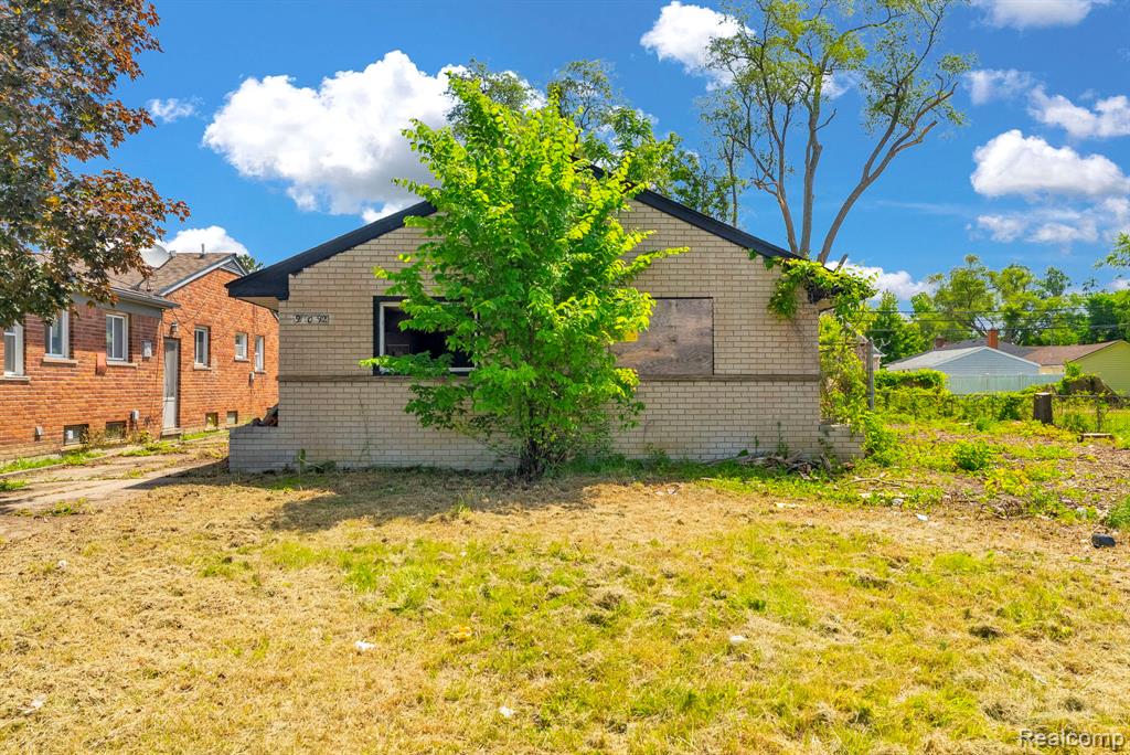 9190 Schaefer Highway, Detroit, MI 48228 — Photo 2
