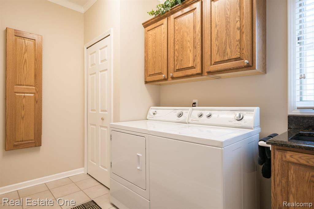 54035 Scarboro Way, Shelby Twp, MI 48316 — Photo 27