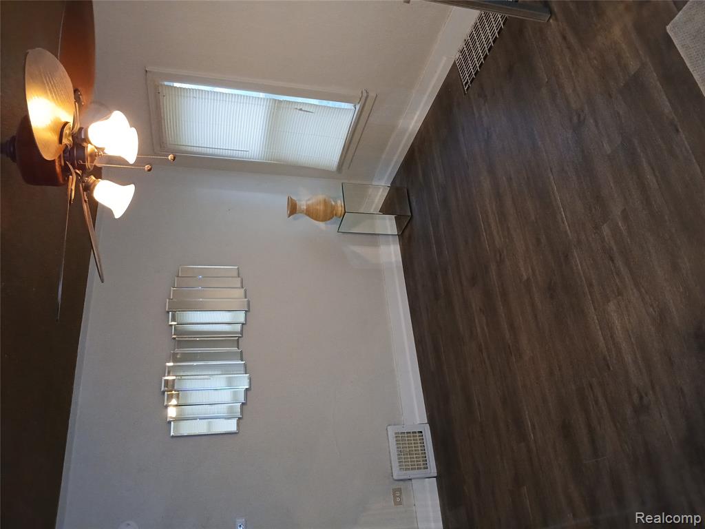186 Mason Avenue, Norton Shores, MI 49441 — Photo 2