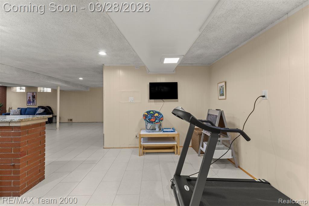 7175 Amboy Street, Dearborn Heights, MI 48127 — Photo 38