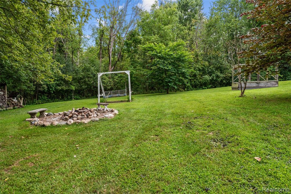 6218 Curtis Road, Plymouth, MI 48170 — Photo 35