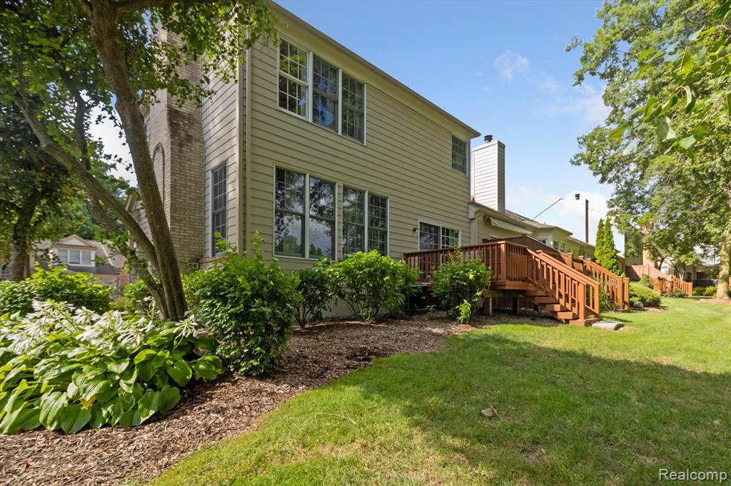 39568 Dun Rovin Drive, Northville, MI 48168 — Photo 36