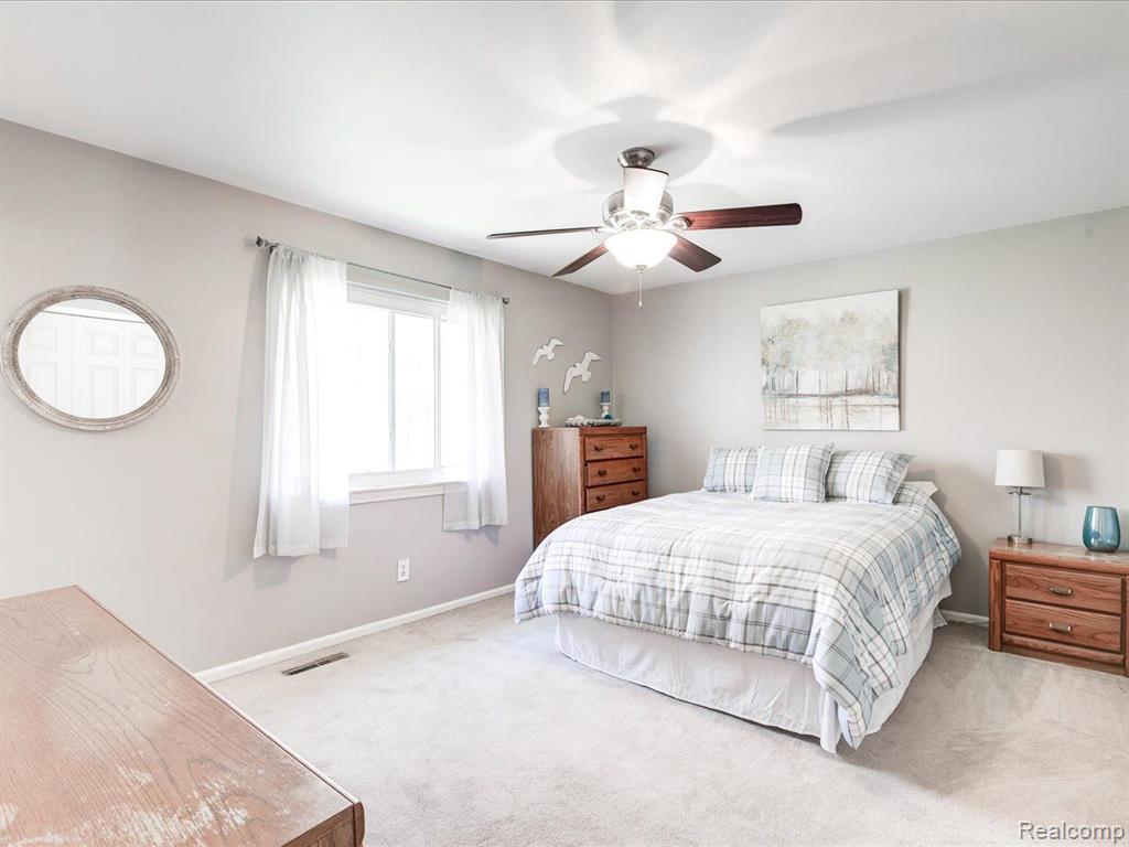 4188 OLD FORGE Drive, Fort Gratiot, MI 48059 — Photo 20