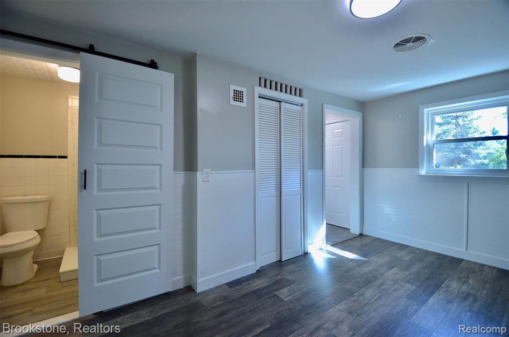 7565 Old Pond Drive, Clarkston, MI 48348 — Photo 39