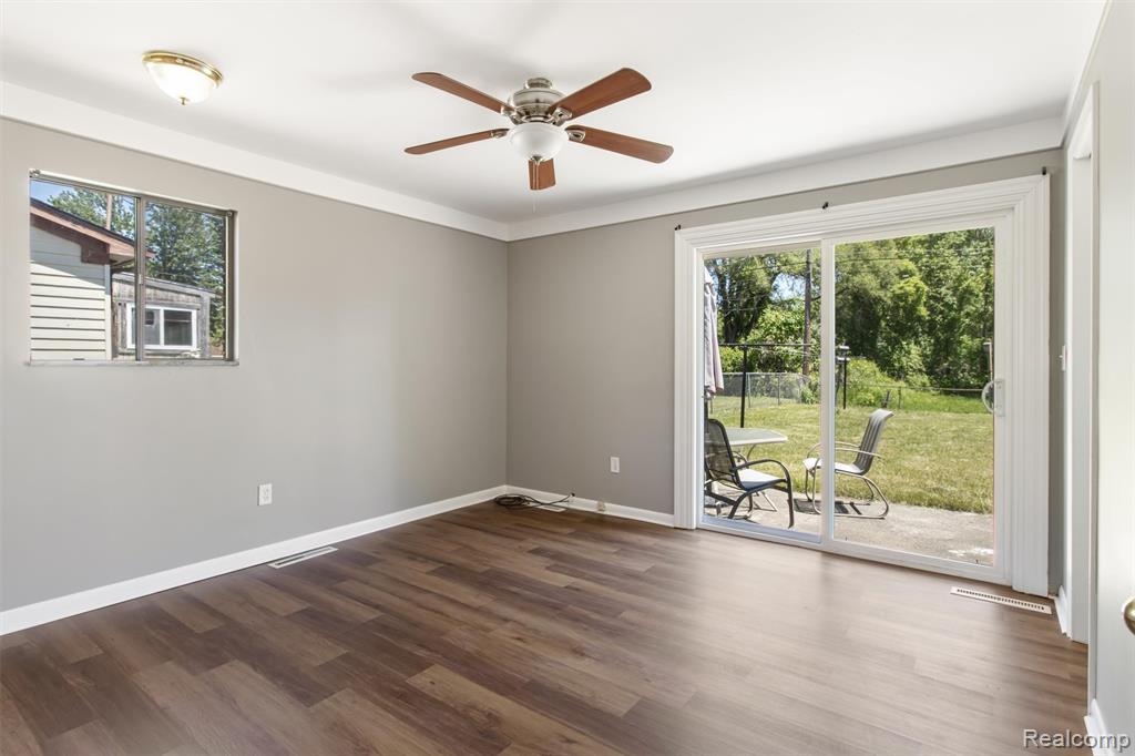 51056 Fairlane Drive, Utica, MI 48316 — Photo 23