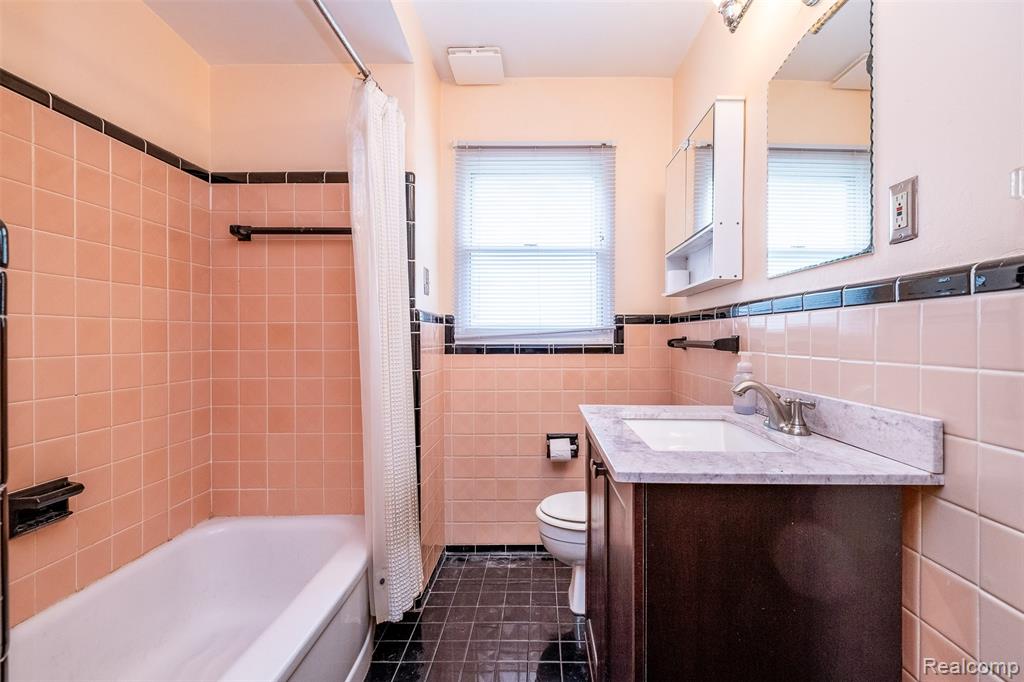 807 Vermont Avenue, Royal Oak, MI 48067 — Photo 15