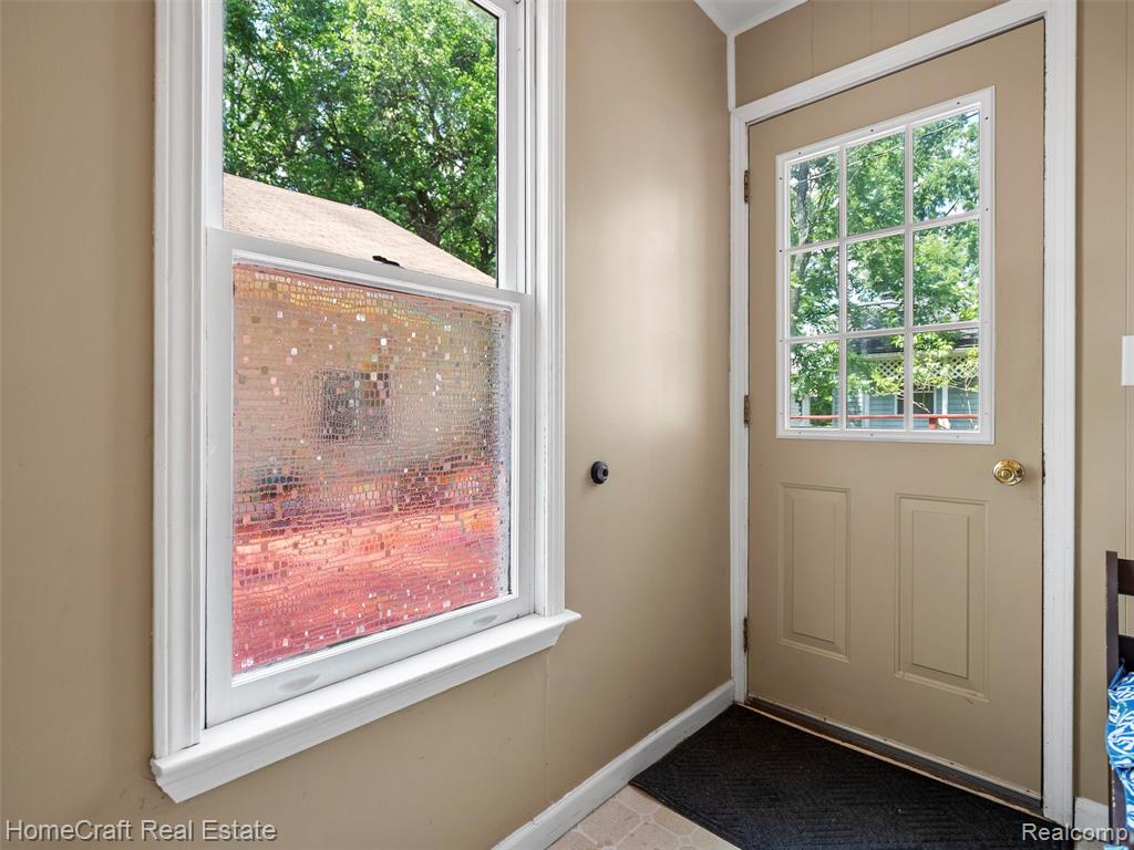 618 GRANT Street, Chelsea, MI 48118 — Photo 38