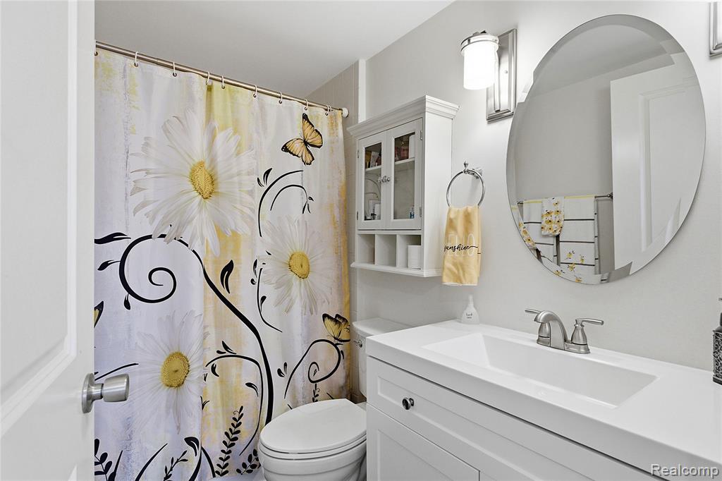 331 E Cady Street, Northville, MI, 48167