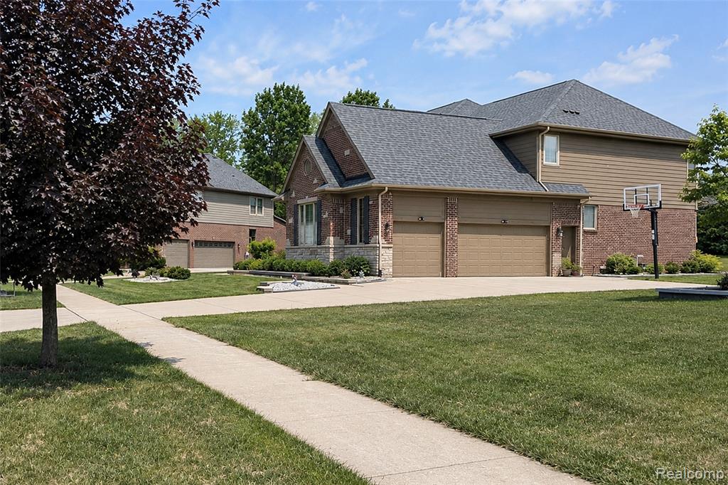 47576 VALENCIA Circle, Novi, MI — Photo 84