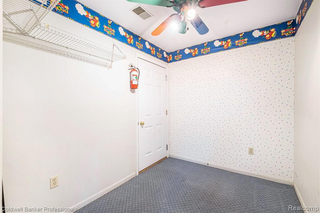 6093 PORTER Road, Grand Blanc, MI 48439 — Photo 21