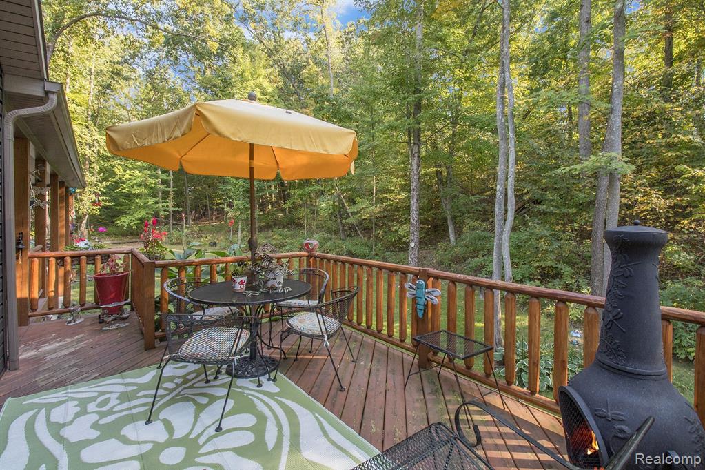 8630 HIDDEN LAKE Drive, Howell, MI 48855 — Photo 17