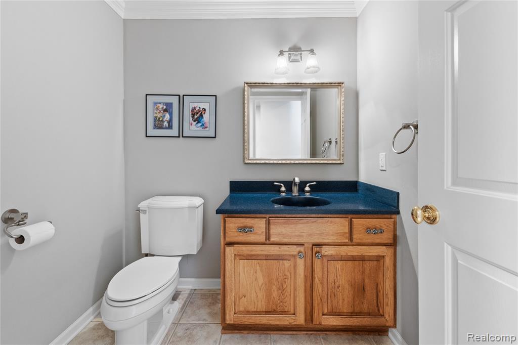 225 Redwood Lane, Leonard, MI 48367 — Photo 22