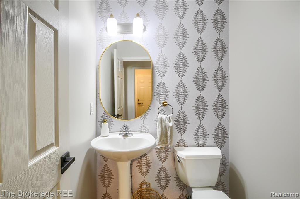 4422 JORDAN Drive, Grand Blanc, MI 48439 — Photo 15