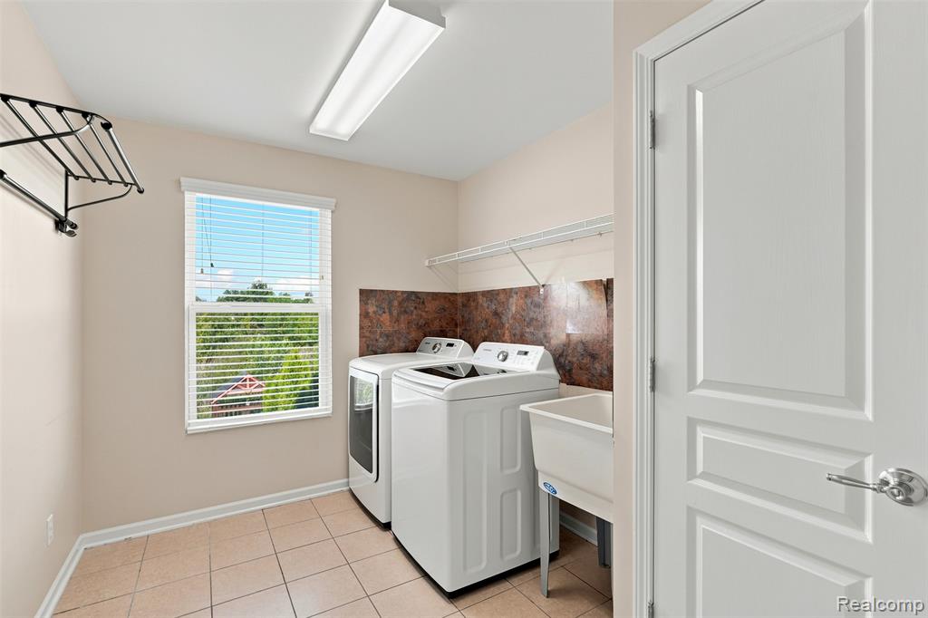 49894 Bloomsbury Lane, Macomb, MI 48044 — Photo 54