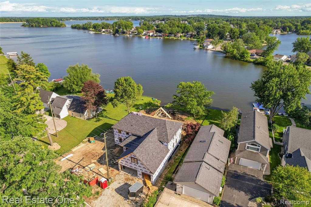 9047 Gale Road, White Lake, MI — Photo 6