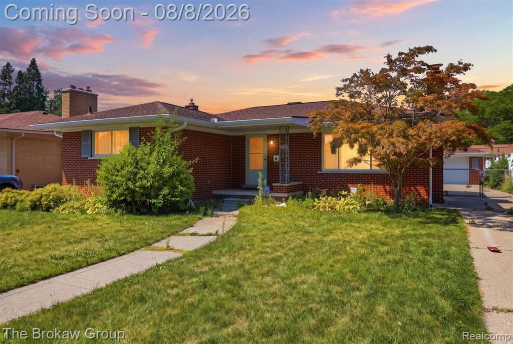 27619 Jean Road, Warren, MI 48093