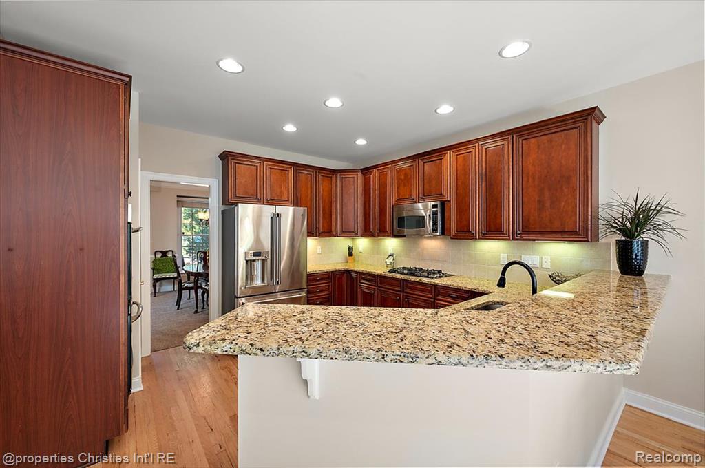 44683 Broadmoor Circle N, Northville, MI 48168 — Photo 29