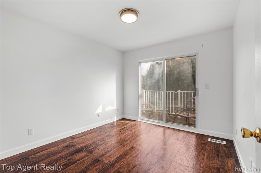 44935 Marigold Drive, Sterling Heights, MI 48314 — Photo 16