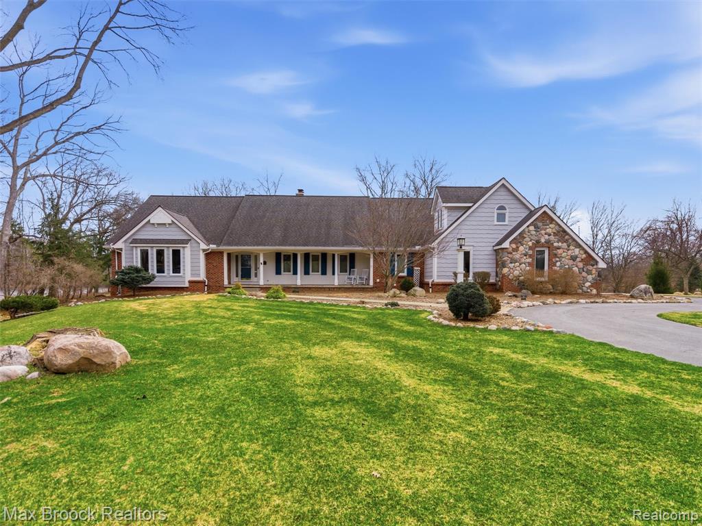 4009 Dabish Drive, Lake Orion, MI 48362 — Photo 2
