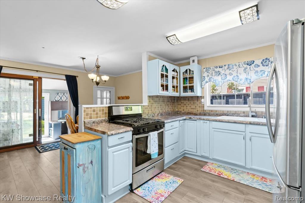 9333 Beechcrest Street, White Lake, MI — Photo 9