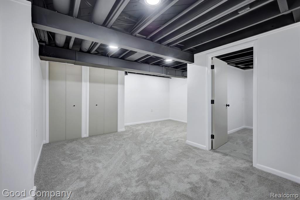 24250 Majestic Street, Oak Park, MI 48237 — Photo 48