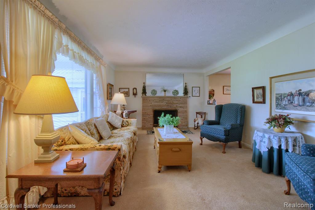 9111 MORRISON Avenue, Plymouth, MI 48170 — Photo 5