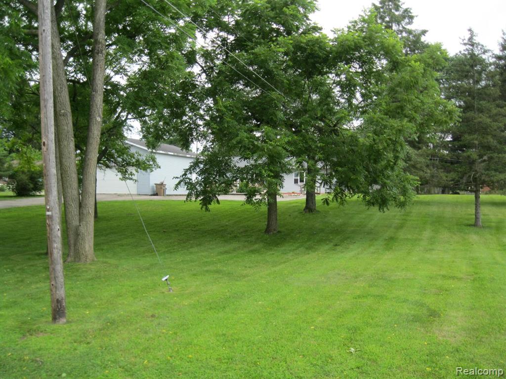 4500 Pommore, Milford, MI 48380 — Photo 7