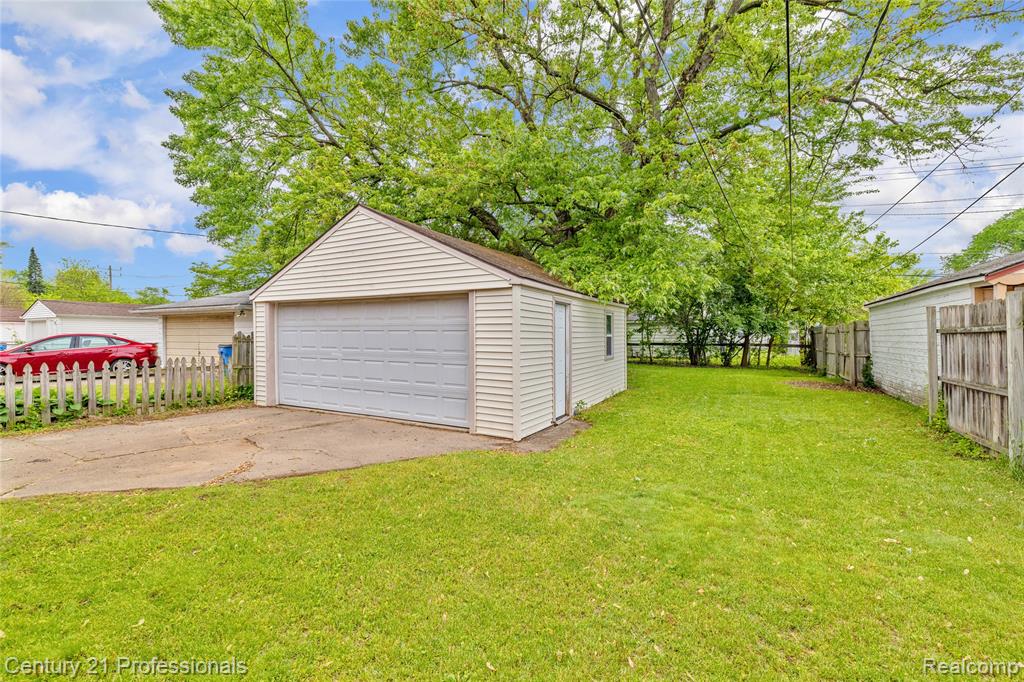 6953 N Vernon Street, Dearborn Heights, MI 48127 — Photo 23