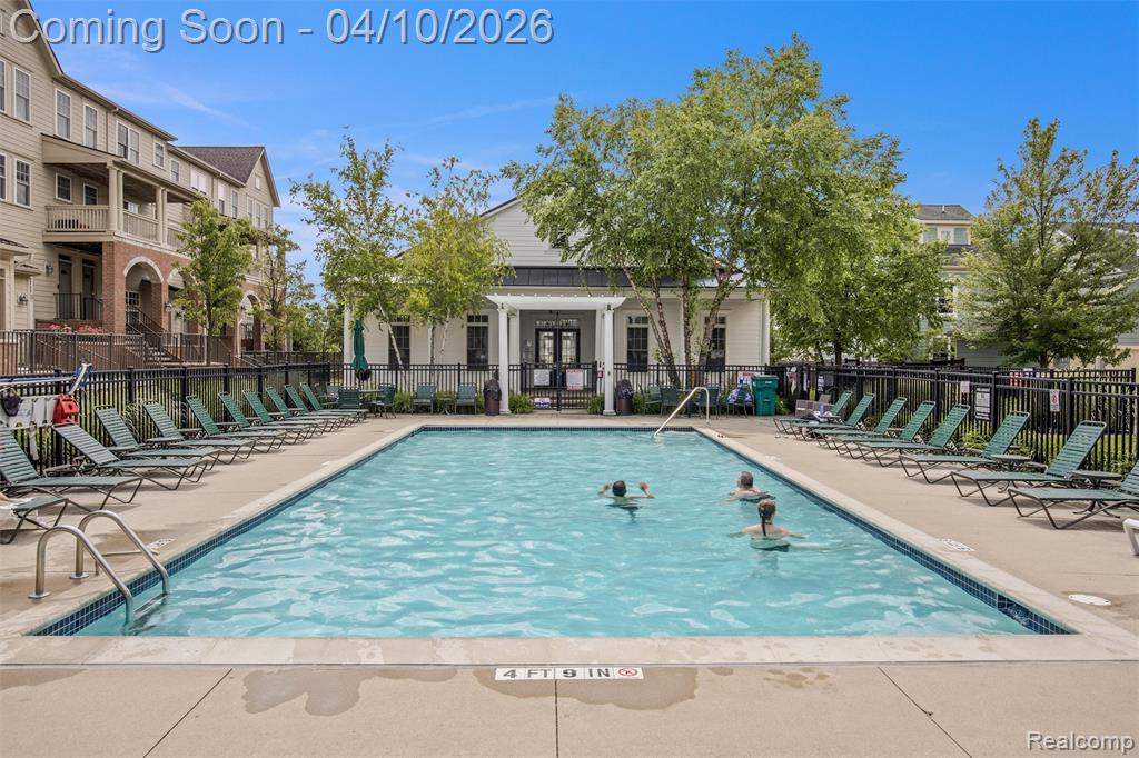 203 Jotham Avenue, Auburn Hills, MI 48326 — Photo 26