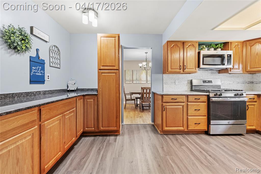 19534 Coachwood Road, Riverview, MI 48193 — Photo 17