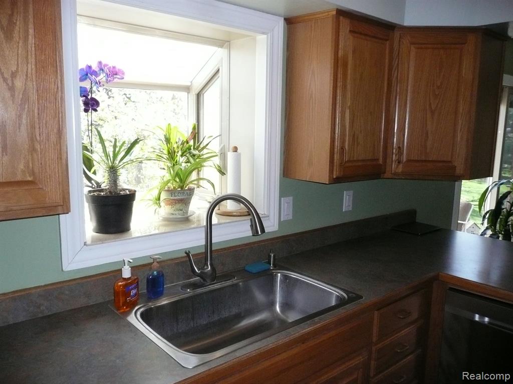 831 DEL SHER Drive, Brighton, MI 48114 — Photo 21