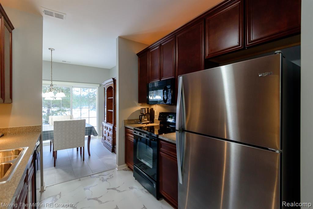 4411 Southbridge Drive, Canton, MI 48188 — Photo 11