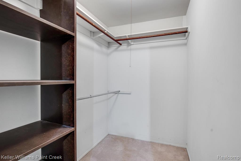 6748 LESLEE CREST Drive, West Bloomfield, MI — Photo 18