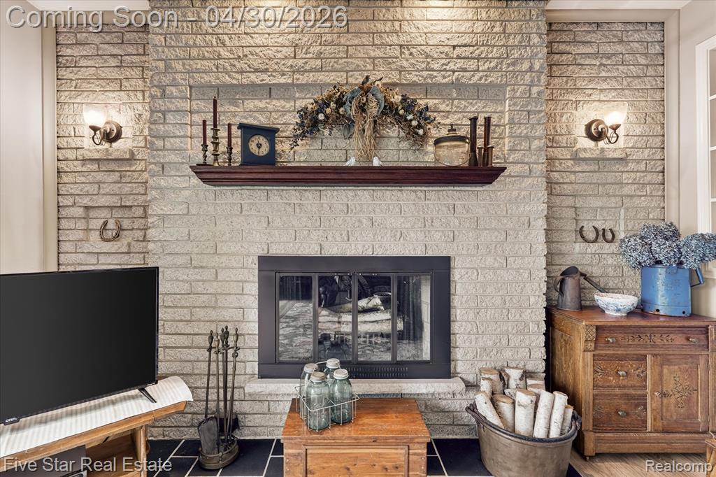 630 Sunset, White Lake, MI 48383 — Photo 11